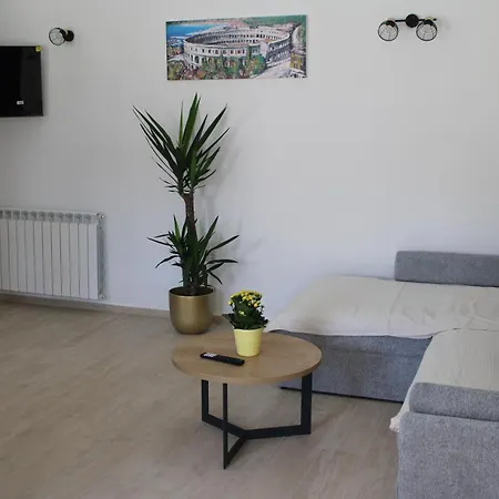 Apartment Gabriel Pula